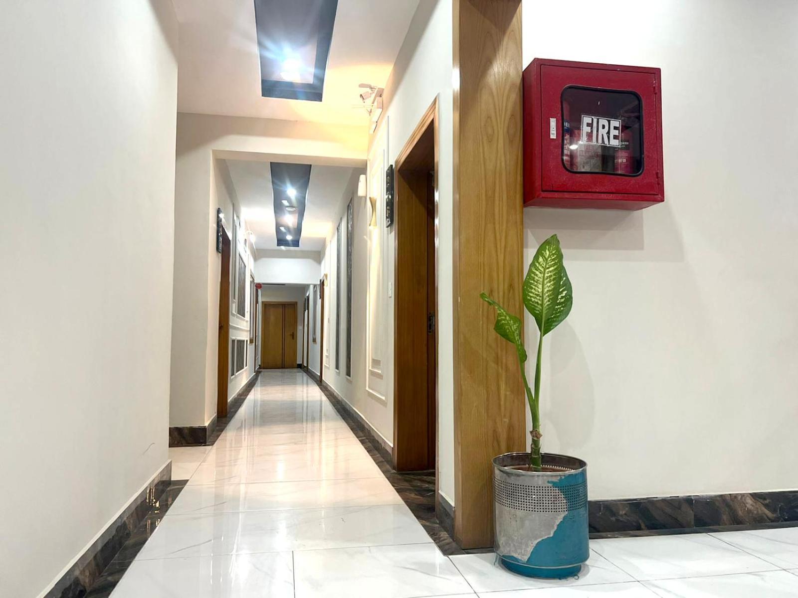 Four Season Boutique Hotel Исламабад Экстерьер фото
